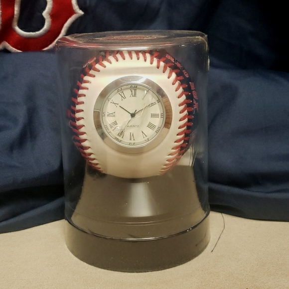 Boston redsox memorabilia - Picture 7 of 11